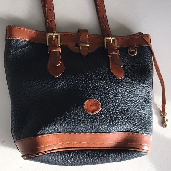 Dooney & Bourke Handbags - Vintage dooney & Bourke bucket bag